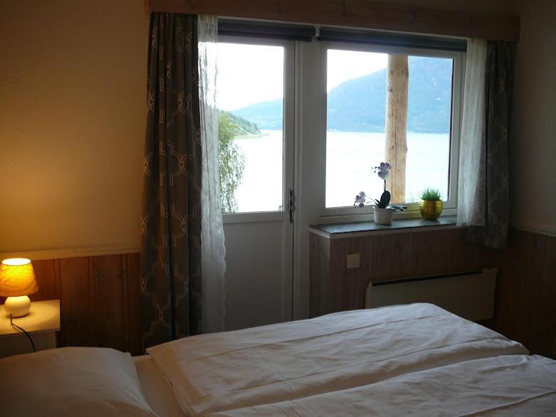 Panorama Fjord Olden Apartment Exterior photo